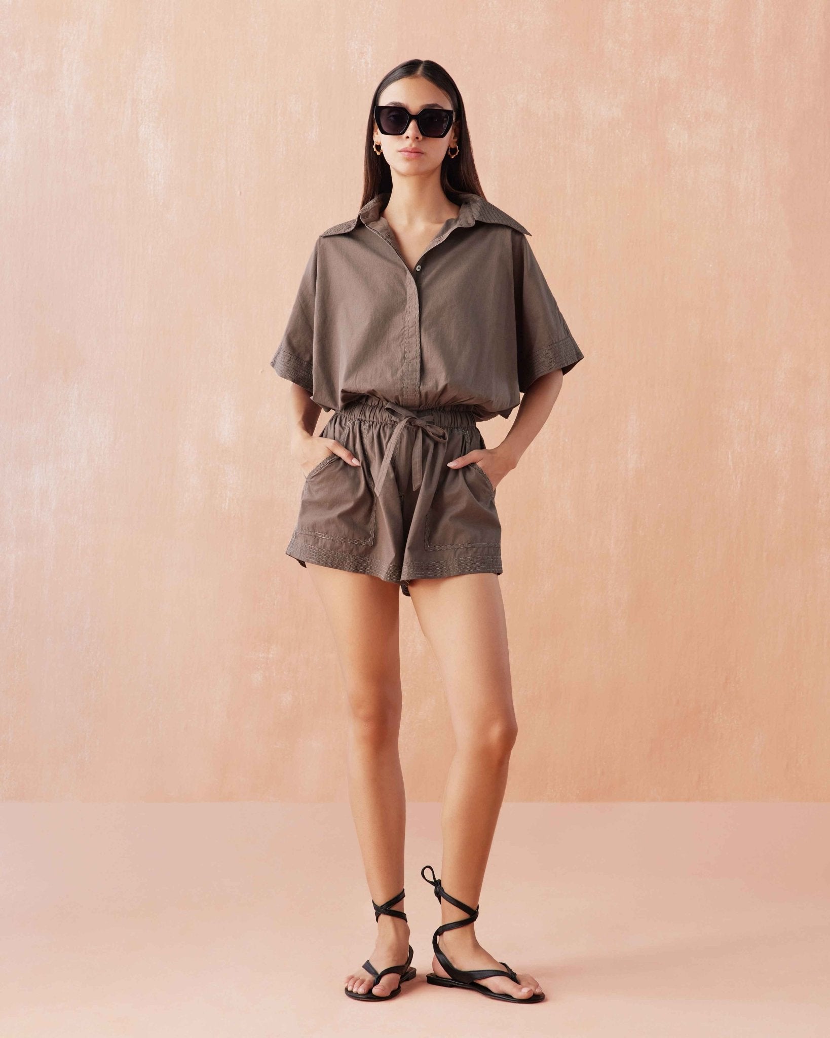Asha Shorts SOLID FAWN - Omika
