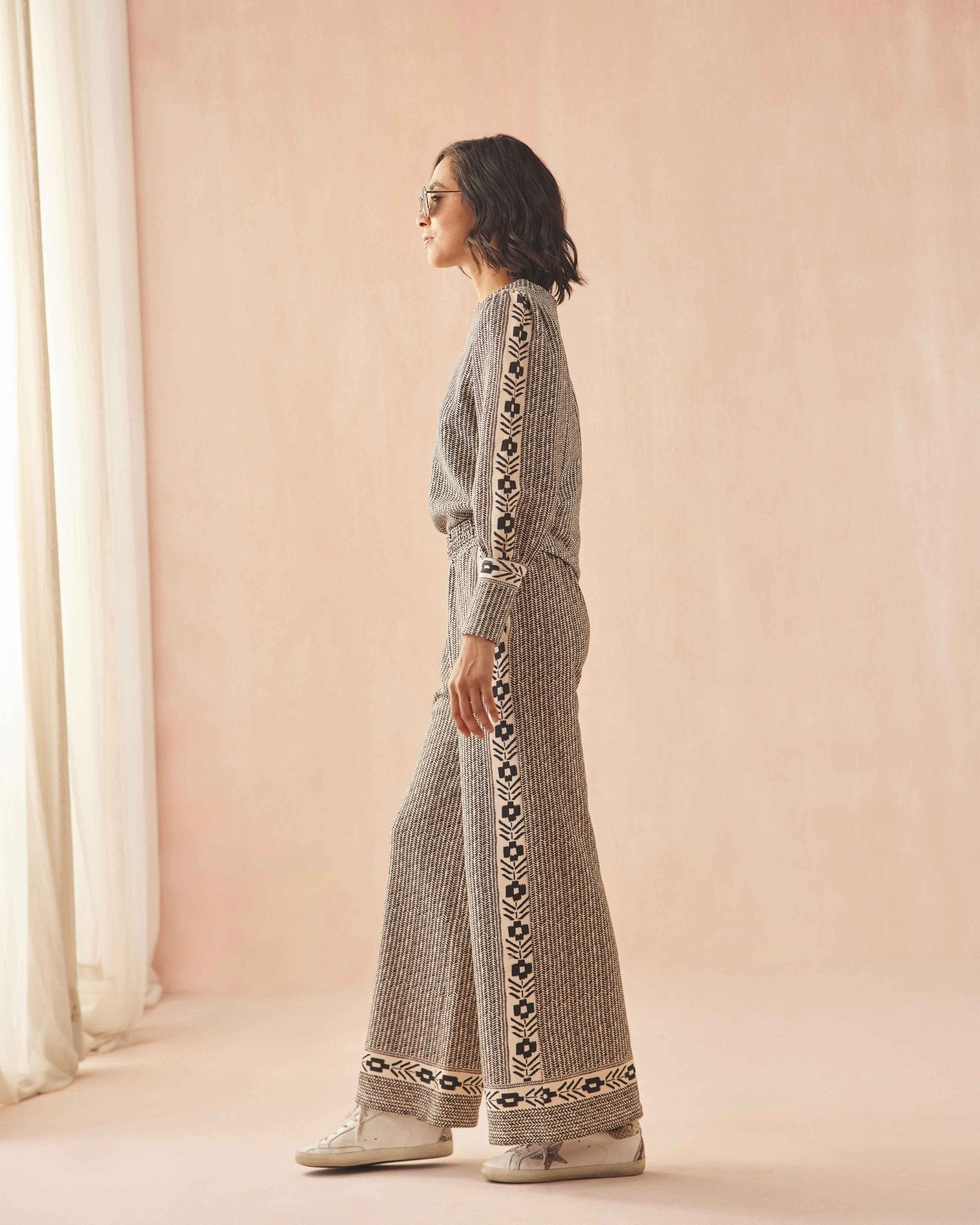 Lydia Sweatshirt BLAKELY SESAME - Omika