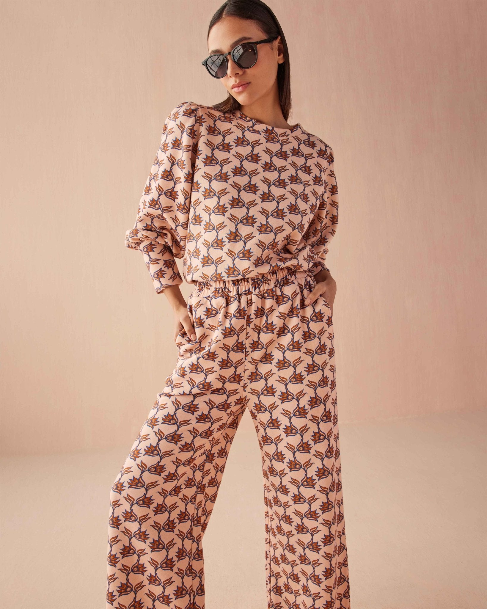 Lydia Sweatshirt QUINN REDWOOD - FYBEX LIFESTYLE PVT LTD