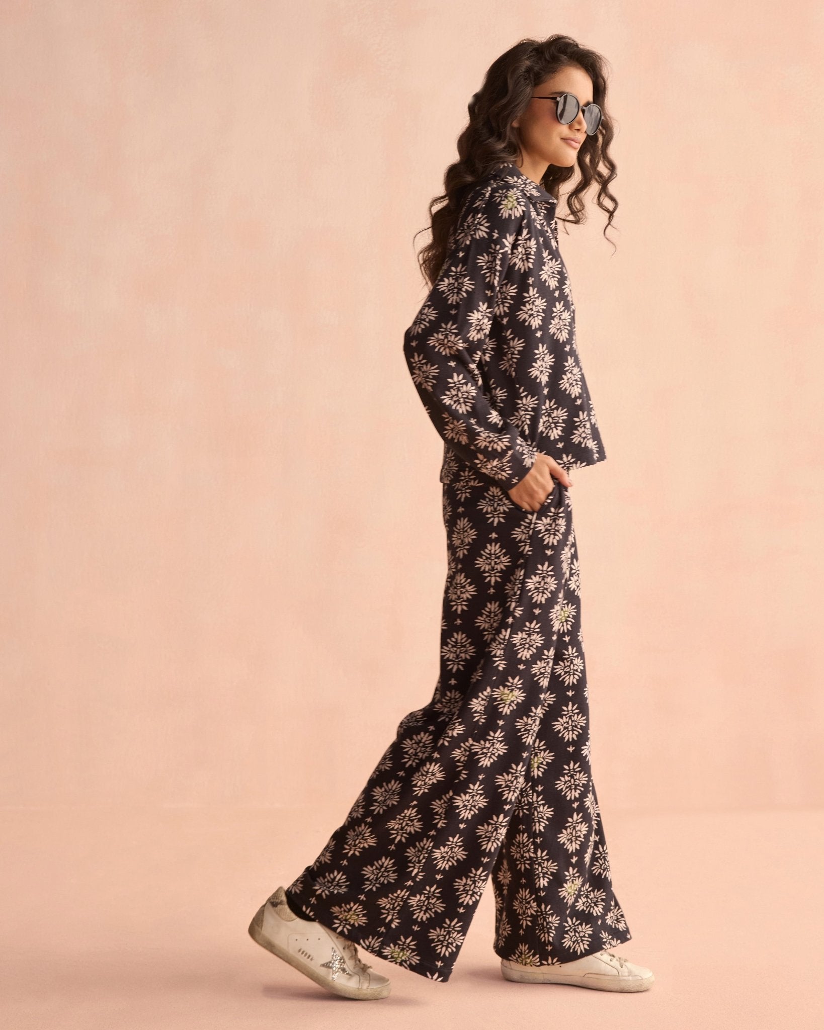 Reece Pant GOA LOTUS NOIR - INDOSPANISH MARKETING SERVICES