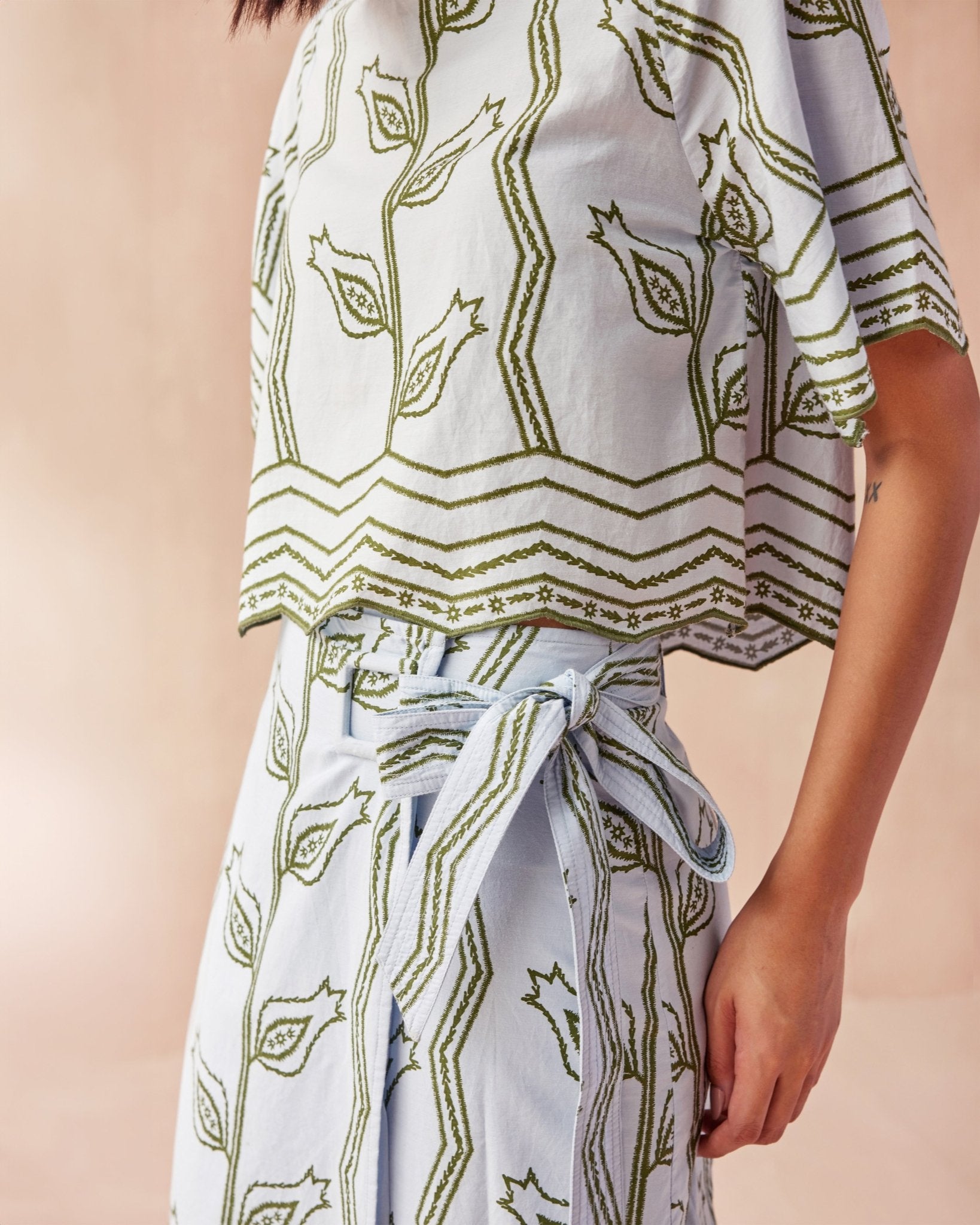 Sammi Midi Skirt VANI DEW - Omika