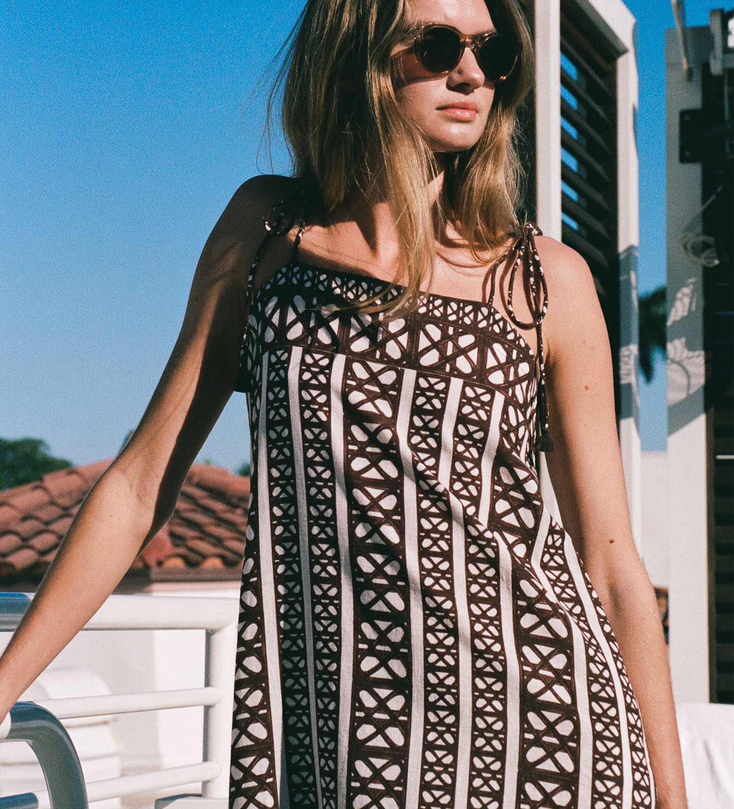 <p><em>Shop</em> PRINTS</p>