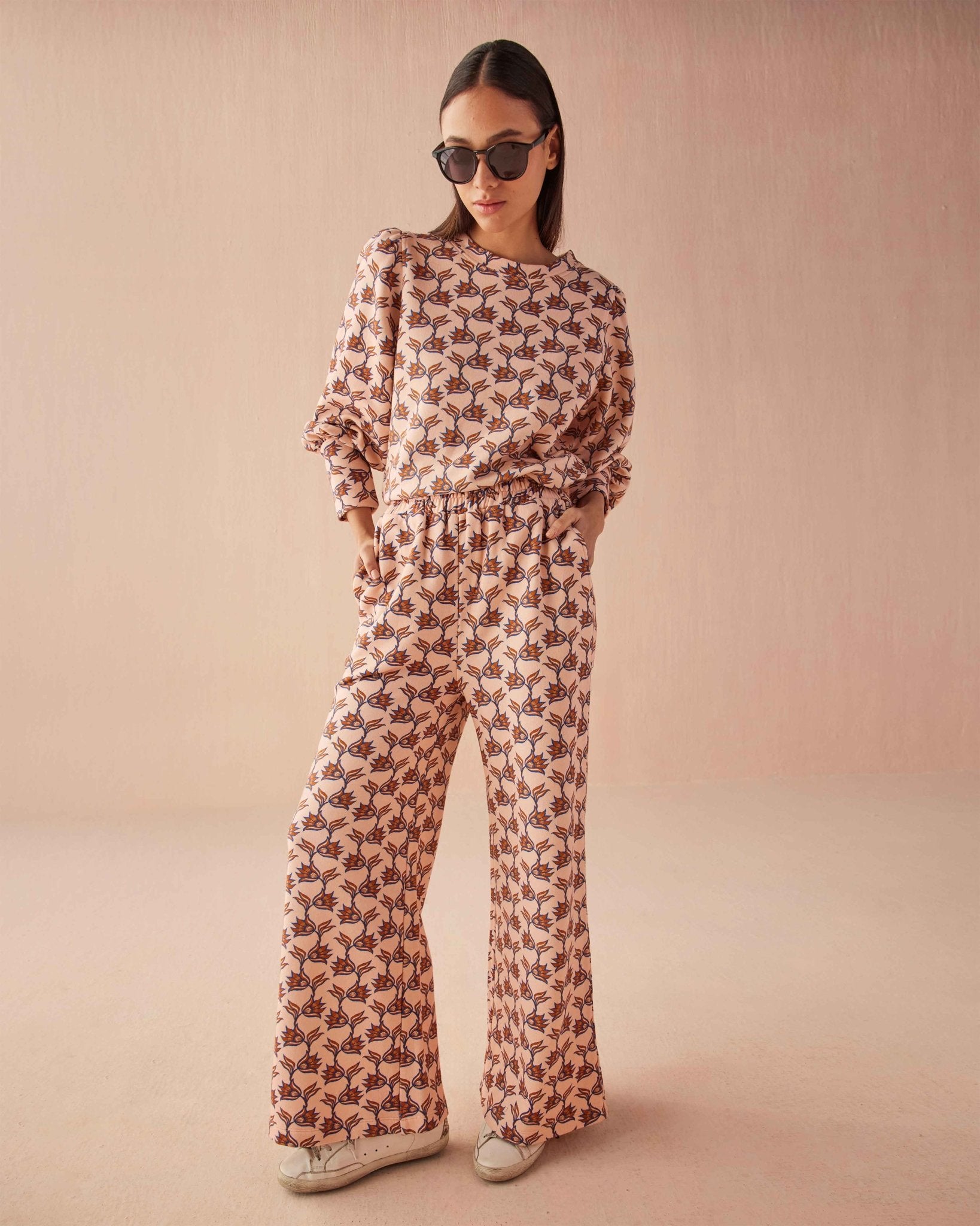 Lydia Sweatshirt QUINN REDWOOD - FYBEX LIFESTYLE PVT LTD