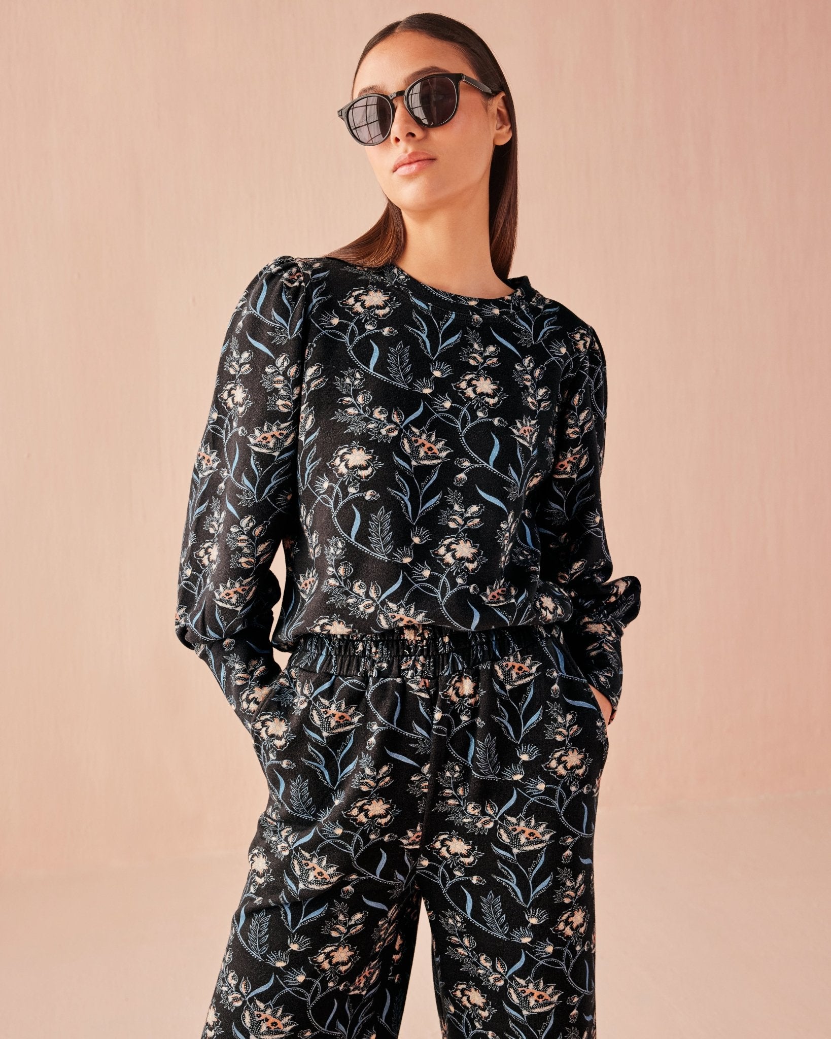 Lydia Sweatshirt SOFI MIDNIGHT - FYBEX LIFESTYLE PVT LTD