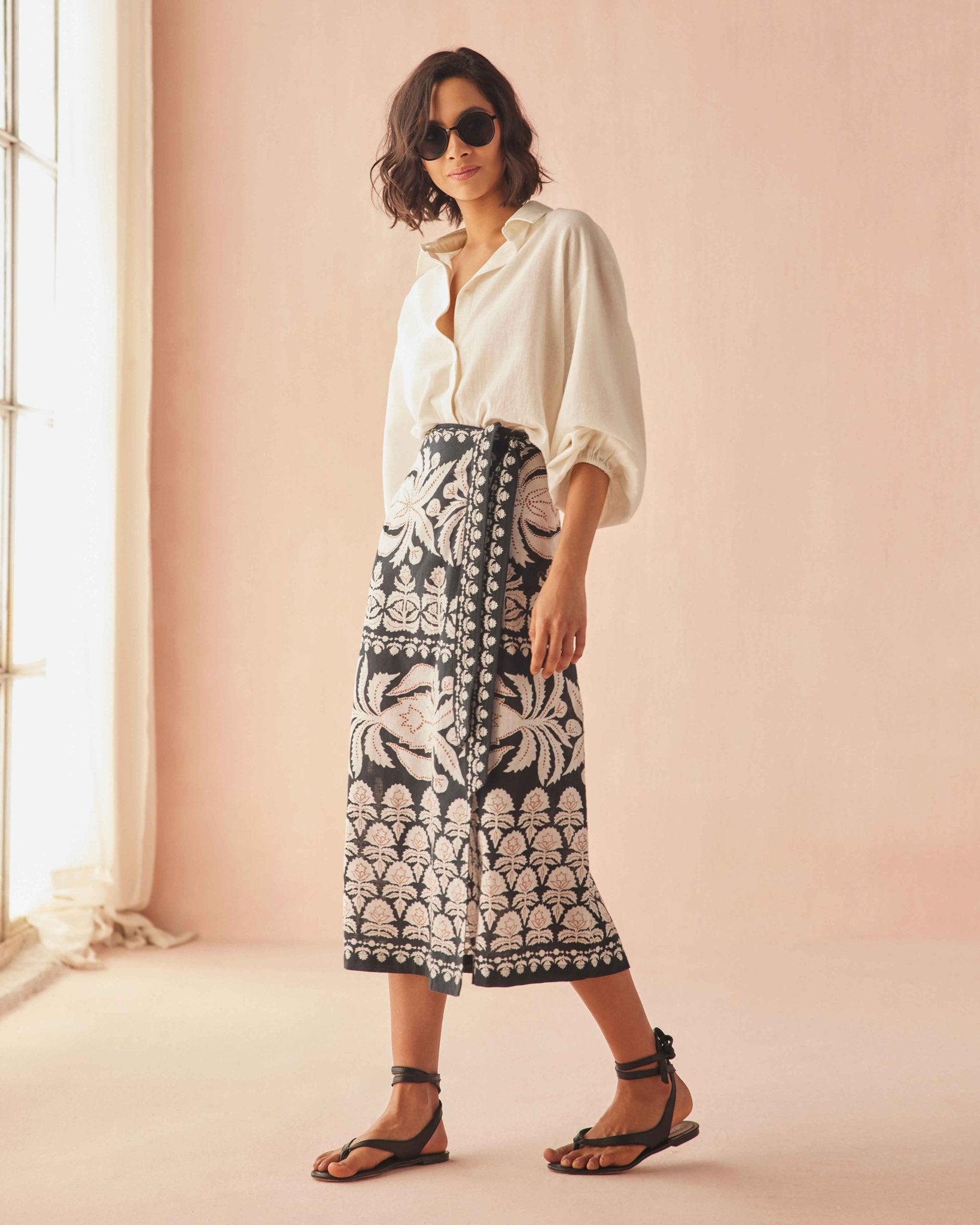 Nero Blouse SOLID COCONUT - Omika